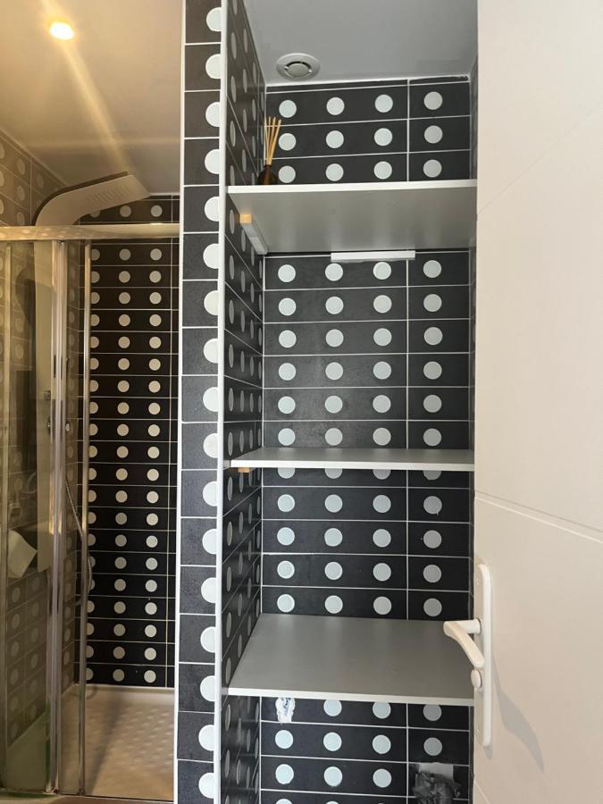 Appartement 4 Personnes, Aeroport Marseille マリニャーヌ エクステリア 写真